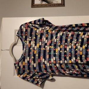 Carly dress multi color arrow style